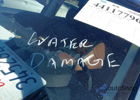 2022 Ford Maverick Lariat z USA, uszkodzony, nr VIN 3FTTW8E37NRA27331